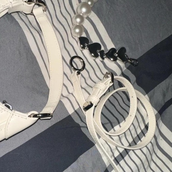 Charles and Keith Valentines Bag Mini Hobo Bag Limited Edition - Picture 8 of 8